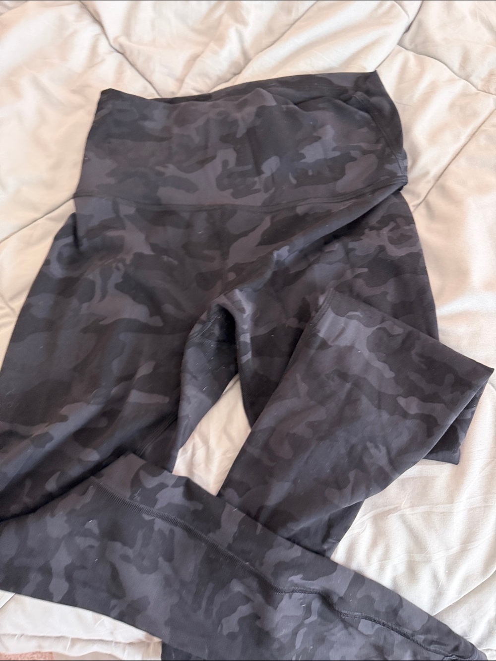 lululemon dark heritage camo wunder unders